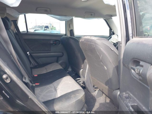 JTLZE4FEXEJ058688 Scion XB