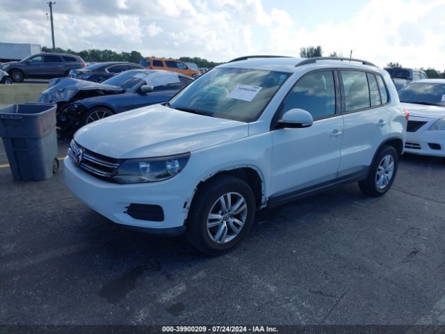 WVGBV7AX0FW520683 Volkswagen TIGUAN S