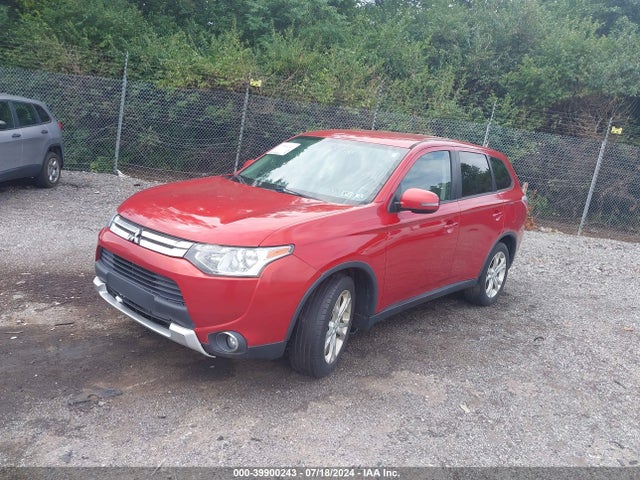 JA4AD3A38FZ010745 Mitsubishi Outlander Se