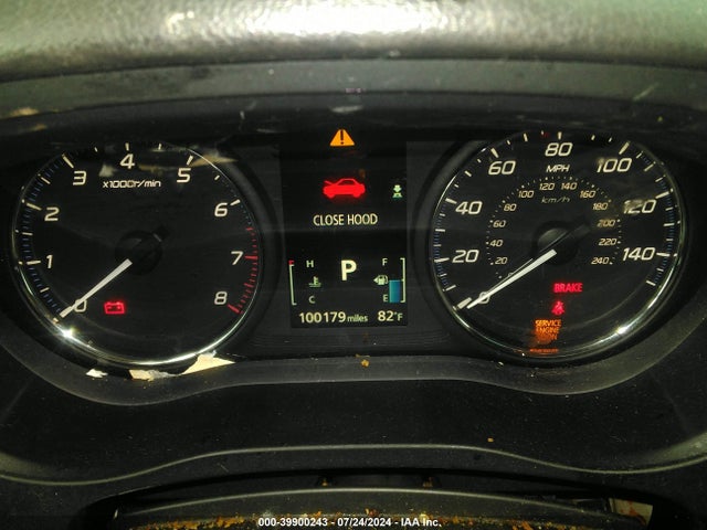JA4AD3A38FZ010745 Mitsubishi Outlander Se