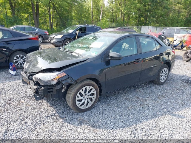 Toyota COROLLA LE 2017 2T1BURHE6HC822577 Image 2