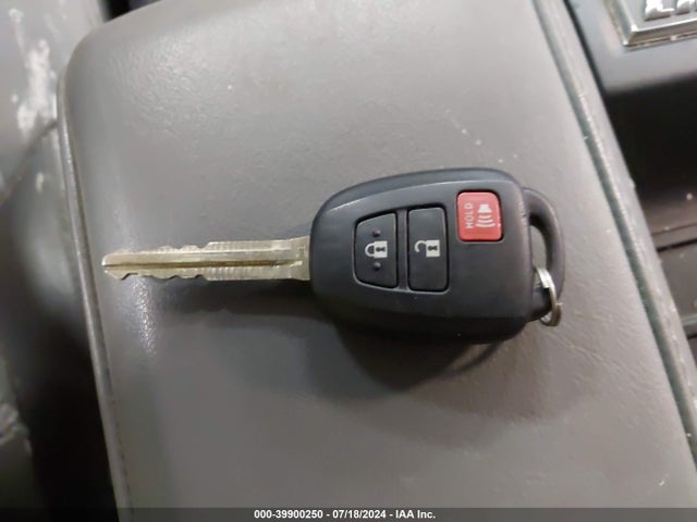 5TFHY5F1XKX790877 Toyota Tundra Limited 5.7l V8