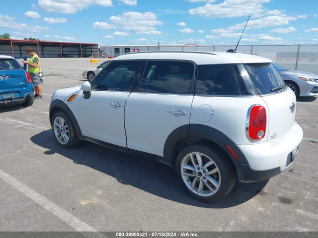 2012 MINI COOPER COUNTRYMAN WMWZB3C54CWM29599 Photo 2