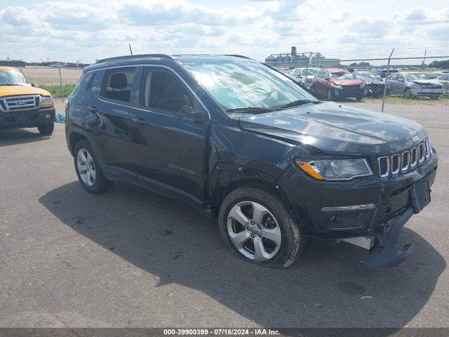 2018 3C4NJDBB6JT160929 main image