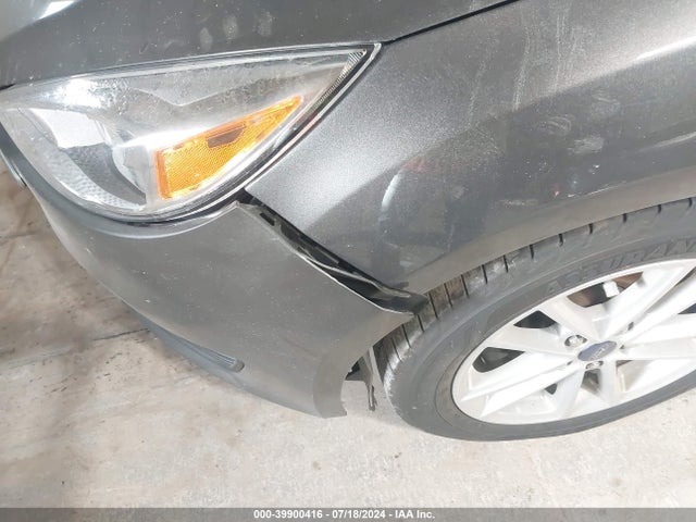 Ford FOCUS SE 2018 1FADP3K26JL257313 Image 6