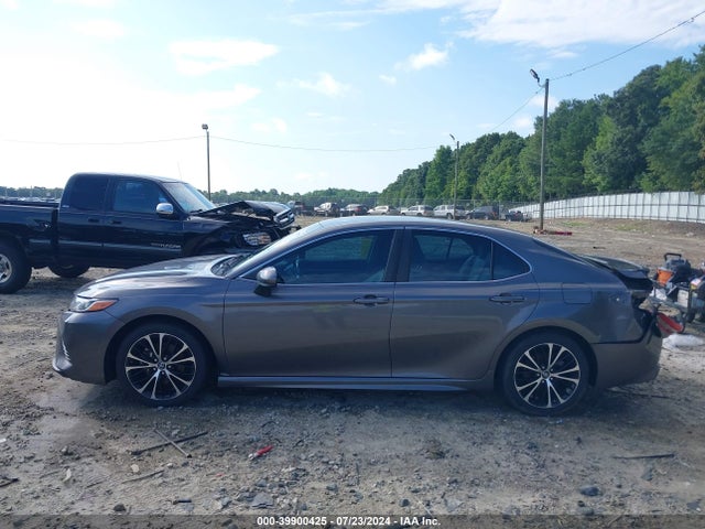 Toyota CAMRY SE 2018 4T1B11HK7JU084261 Image 14