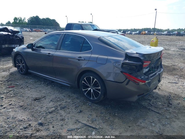 Toyota CAMRY SE 2018 4T1B11HK7JU084261 Image 3