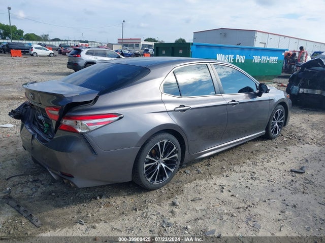 Toyota CAMRY SE 2018 4T1B11HK7JU084261 Image 4
