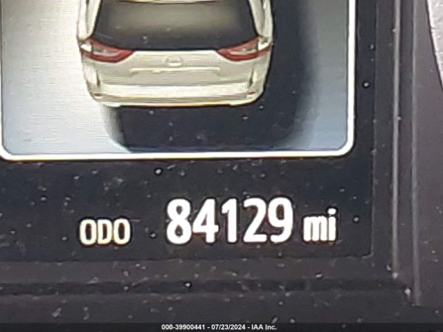 5TDYK3DC5GS745756 Toyota Sienna Xle Premium 8 Passenger