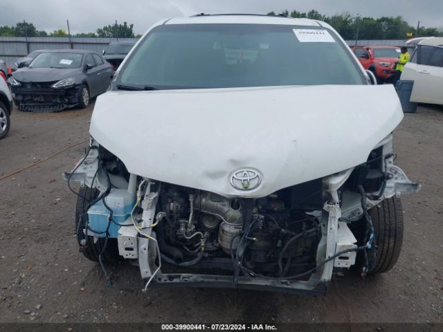 5TDYK3DC5GS745756 Toyota Sienna Xle Premium 8 Passenger