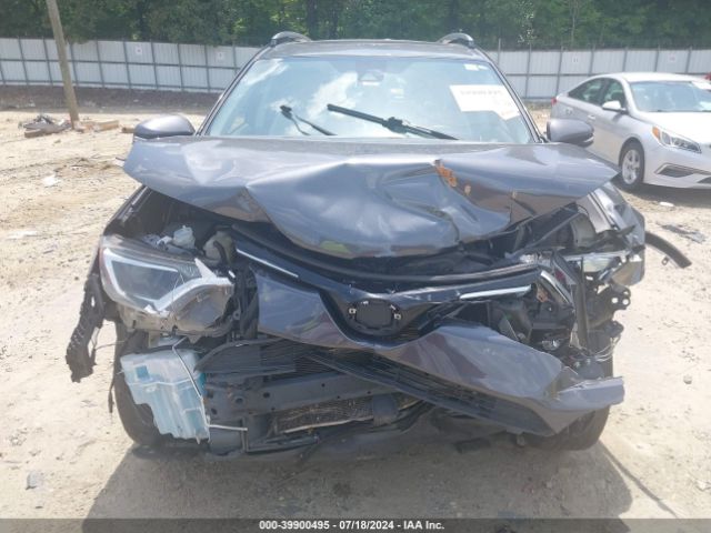 JTMWFREV8JD120382 Toyota Rav4 Xle