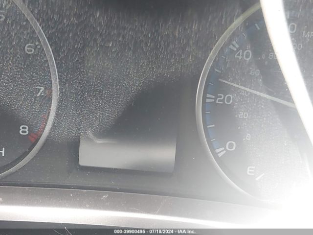 JTMWFREV8JD120382 Toyota Rav4 Xle