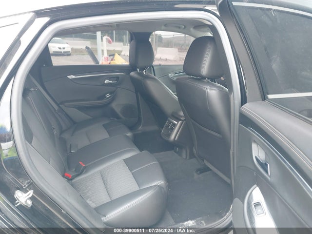 Chevrolet IMPALA 1LT 2018 2G1105S33J9119525 Image 8