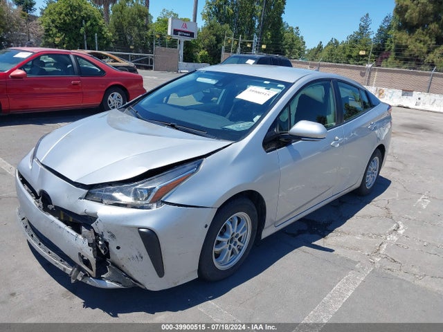 Toyota Prius Le 2020 JTDKARFU0L3105757 Image 2