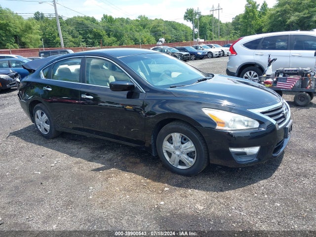 2015 Nissan Altima 2.5 S მანქანა იყიდება აუქციონზე, vin: 1N4AL3AP7FN304663, აუქციონის ნომერი: 39900543