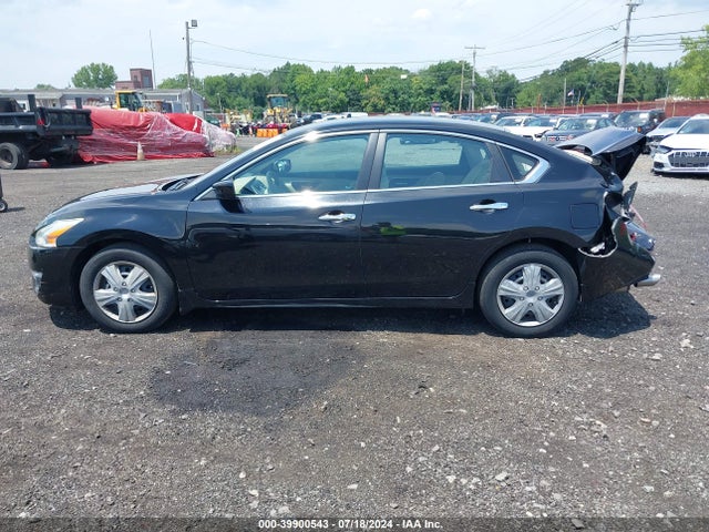 2015 Nissan Altima 2.5 S მანქანა იყიდება აუქციონზე, vin: 1N4AL3AP7FN304663, აუქციონის ნომერი: 39900543