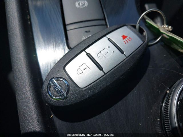 5N1AT3AB9MC829646 Nissan Rogue S Intelligent Awd