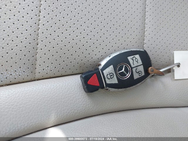 55SWF4JB2GU146992 Mercedes-Benz C 300 Luxury/sport