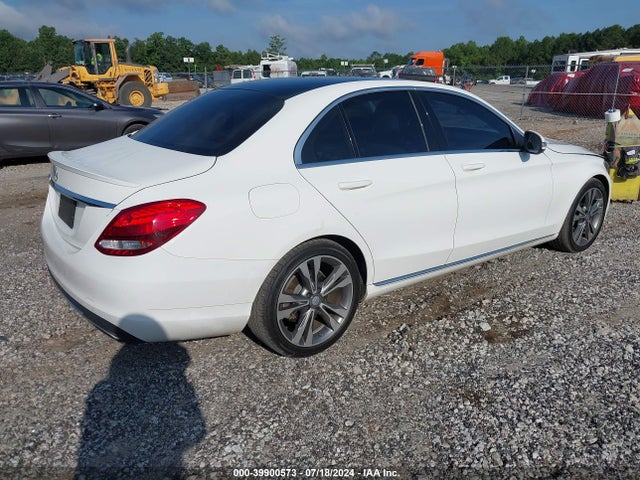 55SWF4JB2GU146992 Mercedes-Benz C 300 Luxury/sport