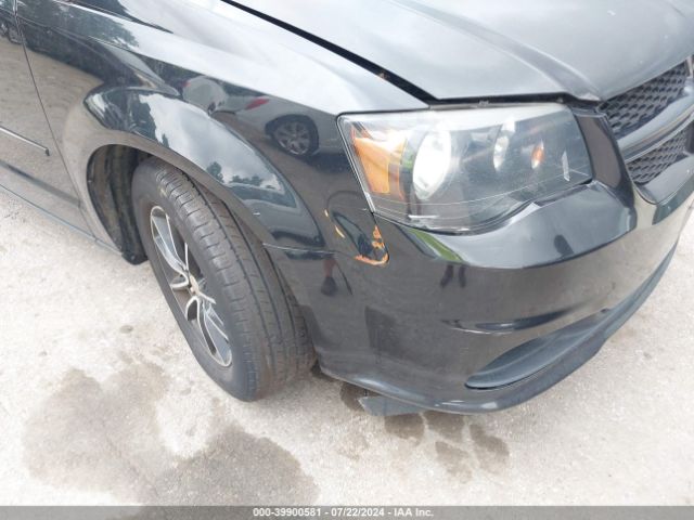2C4RDGBG3FR586836 Dodge Grand Caravan Se