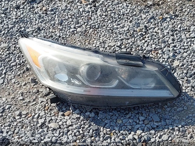 Honda ACCORD LX 2017 1HGCR2F32HA145385 Image 12