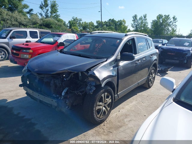 Toyota RAV4 LE 2018 JTMZFREVXJJ722408 Image 2