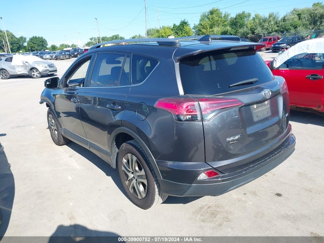 Toyota RAV4 LE 2018 JTMZFREVXJJ722408 Image 3