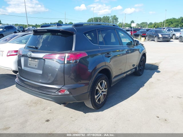 Toyota RAV4 LE 2018 JTMZFREVXJJ722408 Image 4