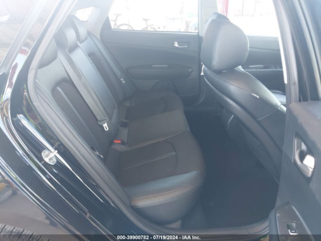 5XXGT4L33KG306954 KIA Optima S