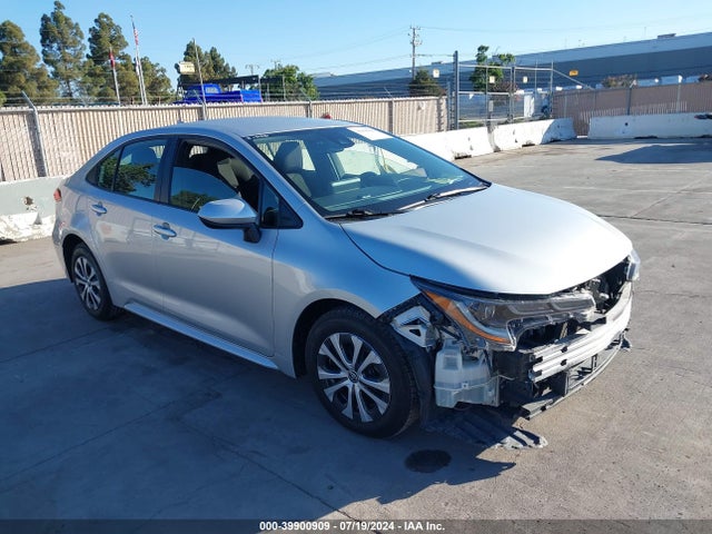 Toyota Corolla Hybrid Le 2022 JTDEAMDE0NJ044064 головне зображення