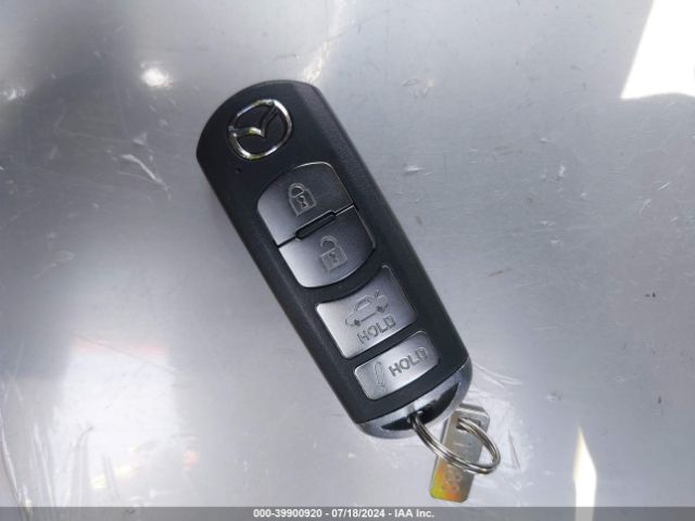 3MZBN1W32JM257190 Mazda Mazda3 Grand Touring