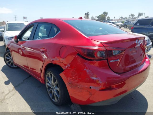 3MZBN1W32JM257190 Mazda Mazda3 Grand Touring
