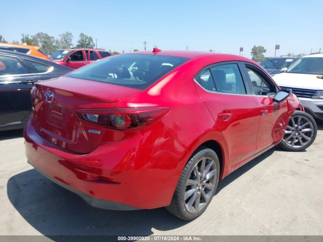 3MZBN1W32JM257190 Mazda Mazda3 Grand Touring