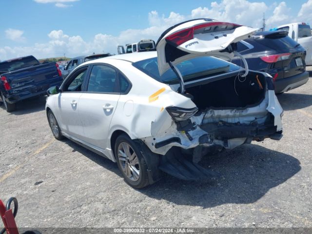 3KPF34AD2ME333646 KIA Forte Gt-line