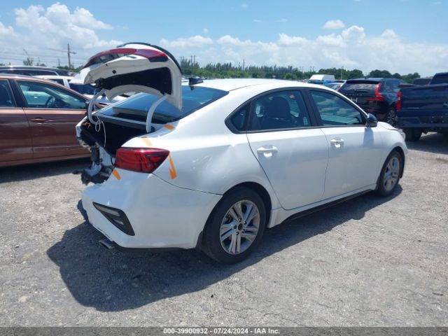 3KPF34AD2ME333646 KIA Forte Gt-line
