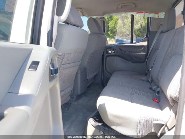 1N6AD0ER2HN750561 Nissan Frontier Sv