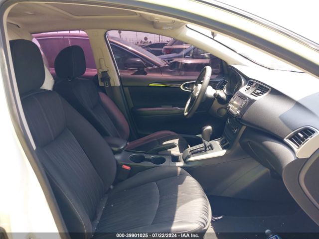 3N1AB7AP0HY305795 Nissan SENTRA SV