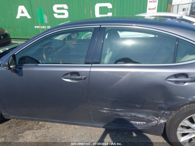JTHBW1GG3E2076211 Lexus ES 300H
