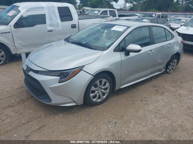 Toyota COROLLA LE 2021 5YFEPMAE8MP233915 Image 2