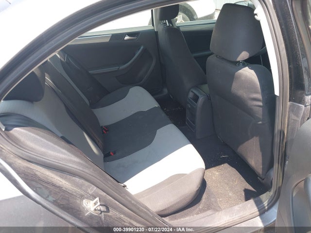3VW2B7AJ2HM352506 Volkswagen Jetta 1.4t S