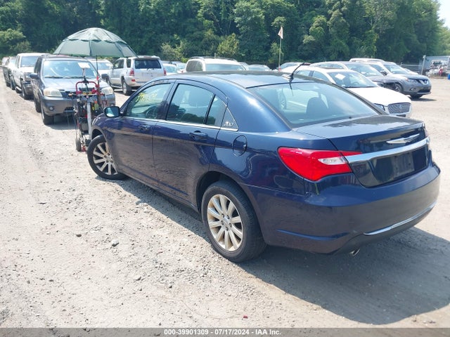 Chrysler 200 Limited 2014 1C3CCBCG2EN192433 Image 3