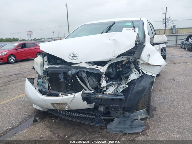 Toyota Sienna Le 8 Passenger 2016 5TDKK3DCXGS720907 Image 6