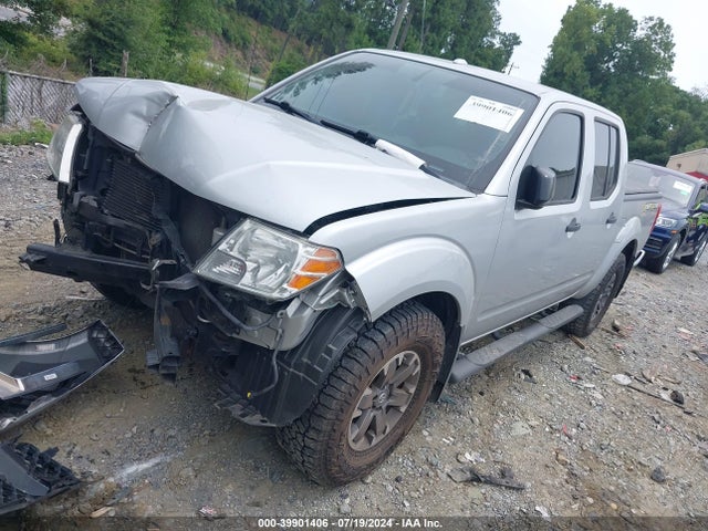 Nissan Frontier Desert Runner 2018 1N6DD0ER4JN752864 Image 2
