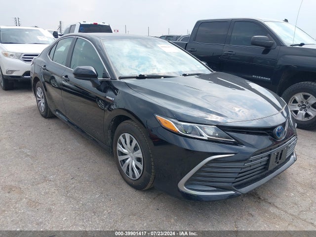 Toyota Camry Le Hybrid 2021 4T1C31AK1MU023548 zdjęcie główne
