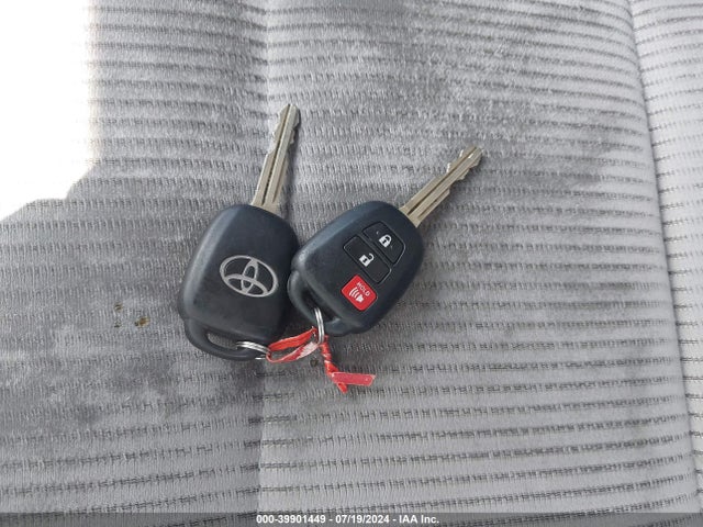 Toyota RAV4 LE 2014 2T3ZFREV4EW078928 Image 11