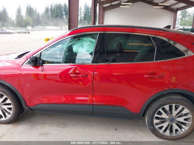 1FMCU9DZ0MUB04481 Ford Escape Titanium Hybrid