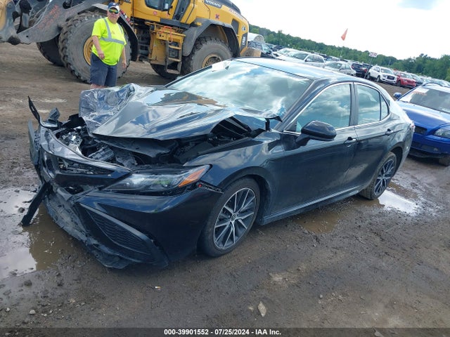 Toyota CAMRY SE 2021 4T1G11AK3MU592344 Image 2