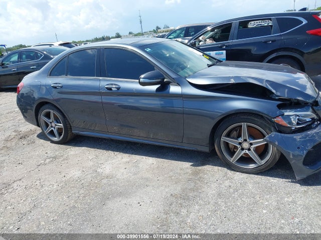 55SWF6GB0FU006246 Mercedes-Benz C 400 4matic