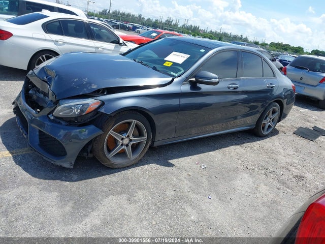 55SWF6GB0FU006246 Mercedes-Benz C 400 4matic