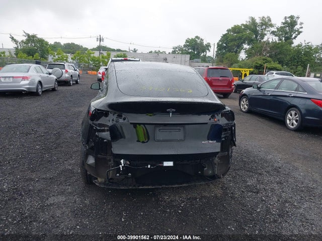 7SAYGDEF2NF546622 Tesla Model Y Performance Dual Motor All-wheel Drive